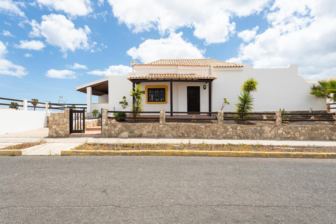 Homeforguest Villa Lobos Con Piscina Privada Caleta De Fuste Exterior foto
